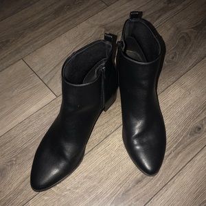 Old navy faux leather booties